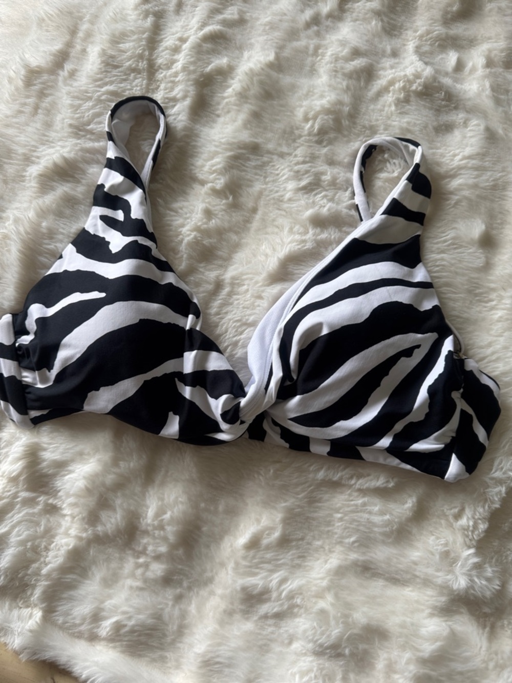 Liz Claiborne Black & White Zebra Print Swim Top with 2 mix and match bottoms - Picture 2 of 14